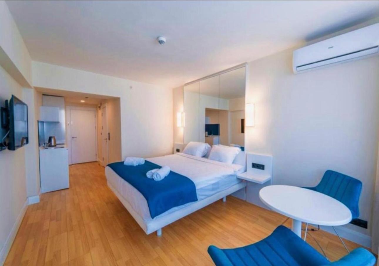 Orbi City Apartment With Sea View Batumi Exterior photo
