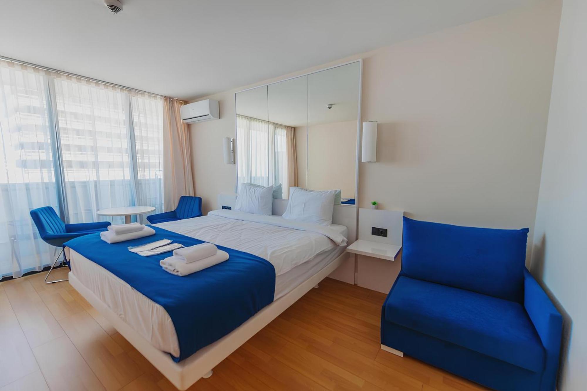 Orbi City Apartment With Sea View Batumi Exterior photo